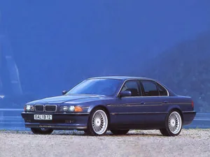 E38 (1995–2001)