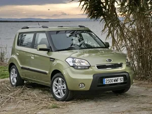 AM (2008–2011)