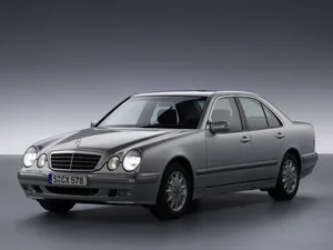 S210 (1999–2003)